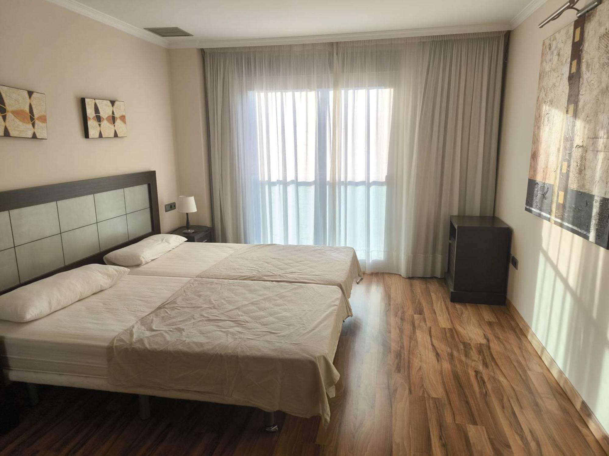 Lejlighed Family Spacious Apartment, Terrace, Kitchen, View, Free Parking And Wifi